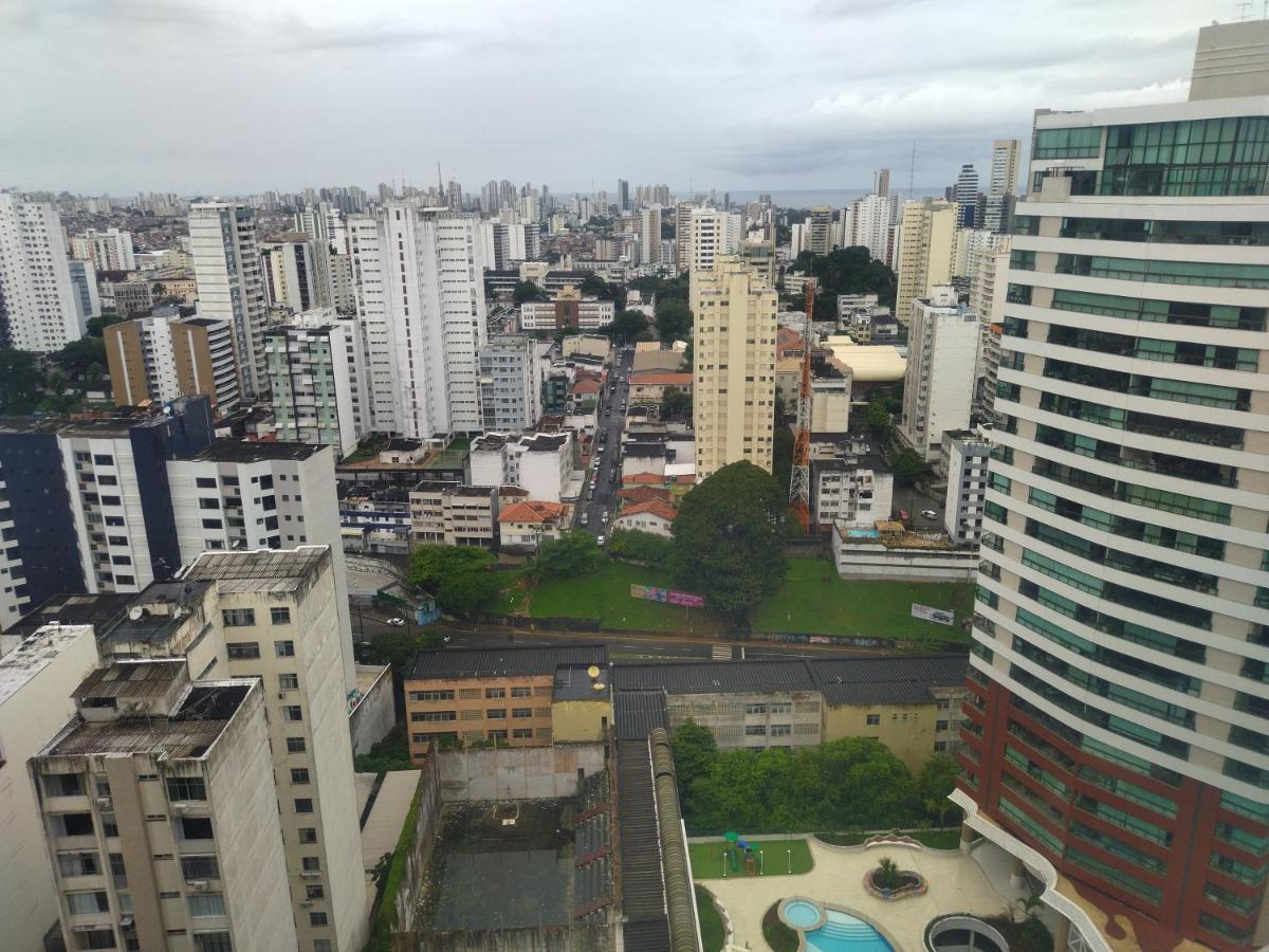 Apartamento Victoria Marina Flat 2203 - bairro nobre no melhor de Salvador e píer privado Exterior foto