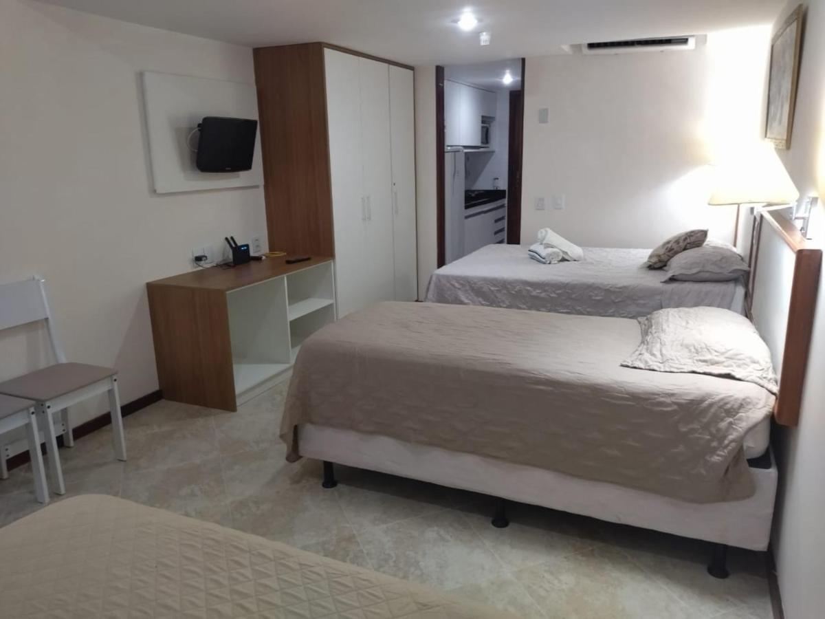 Apartamento Victoria Marina Flat 2203 - bairro nobre no melhor de Salvador e píer privado Exterior foto